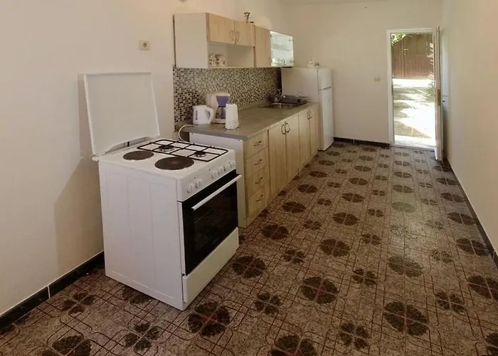 Dolores Apartament Kuciste